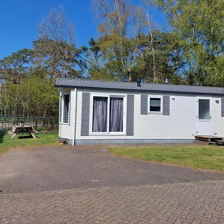 Ruim En Gezellig Chalet Voor 2 Personen Op De Veluwe Recreatiepark De Oude Driest Putten Zewnętrze zdjęcie