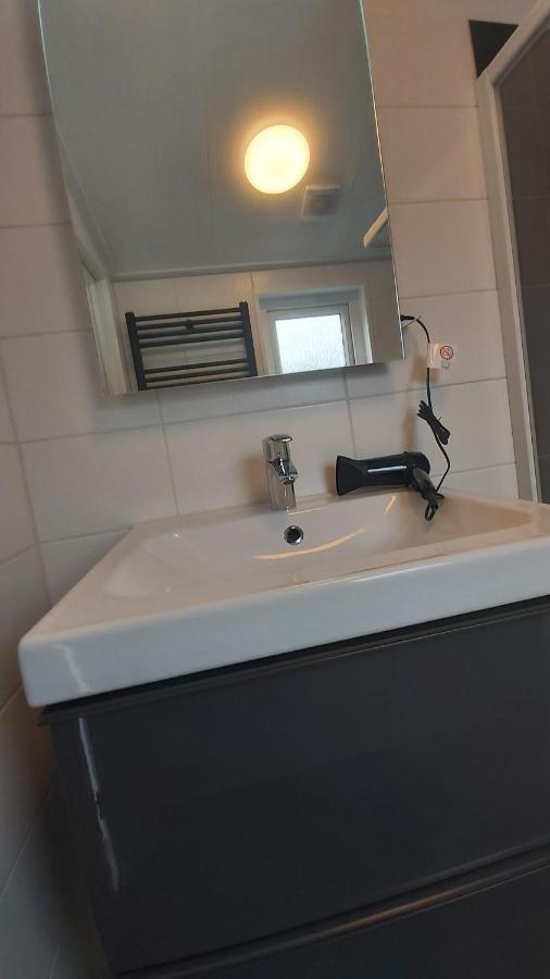 Ruim En Gezellig Chalet Voor 2 Personen Op De Veluwe Recreatiepark De Oude Driest Putten Zewnętrze zdjęcie