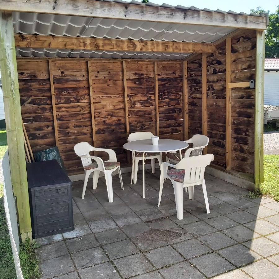 Ruim En Gezellig Chalet Voor 2 Personen Op De Veluwe Recreatiepark De Oude Driest Putten Zewnętrze zdjęcie