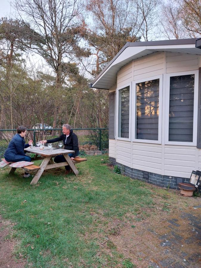 Ruim En Gezellig Chalet Voor 2 Personen Op De Veluwe Recreatiepark De Oude Driest Putten Zewnętrze zdjęcie